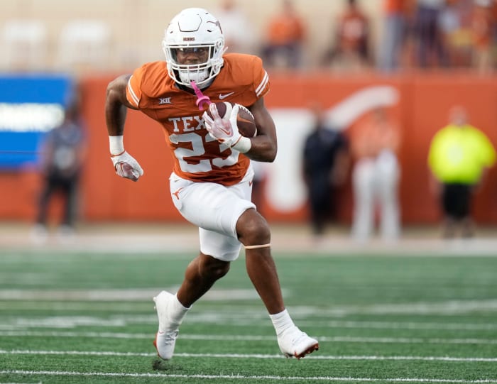 Texas running back Jaydon Blue running with the ball